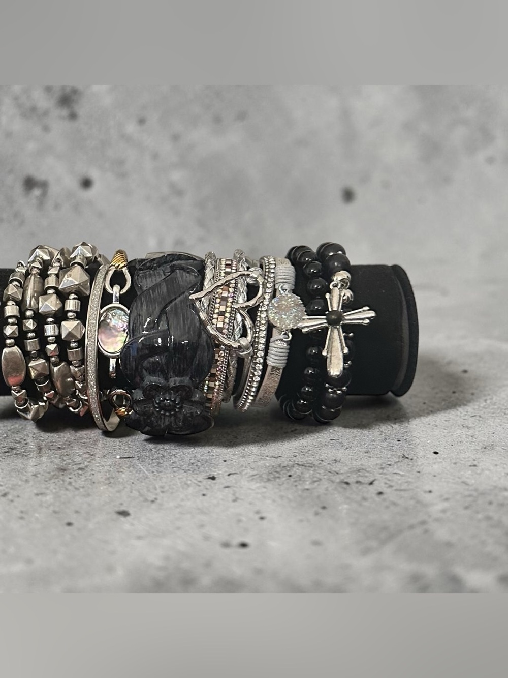 Stackable Black Beaded & Silver Accent Bracelet Set Boho Link Chain Mesh Layered - Picture 2 of 4